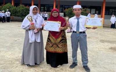 Santri ICM Mandalle Juara Lomba HUT RI, Harumkan Nama Pondok Pesantren